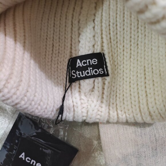 Acne Studios White Face Patch Wool Toque - Picture 4 of 6